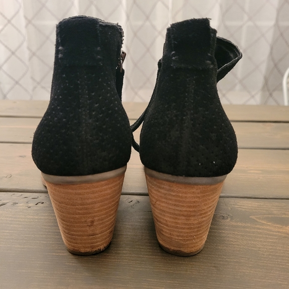 Dolce Vita size 8 black ankle boots - Picture 3 of 7